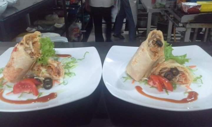 Hotel Citrus Cafe & Restaurant Kandy Esterno foto